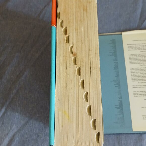 Harper Collins Robert French Dictionary Used - Picture 3 of 3
